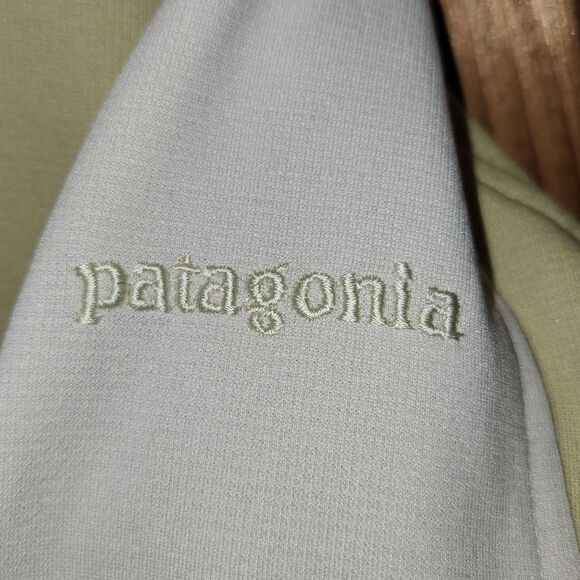 Patagonia 1/2 Zip Lemongrass White Top Women L Long Sleeve Polyester - Picture 3 of 10